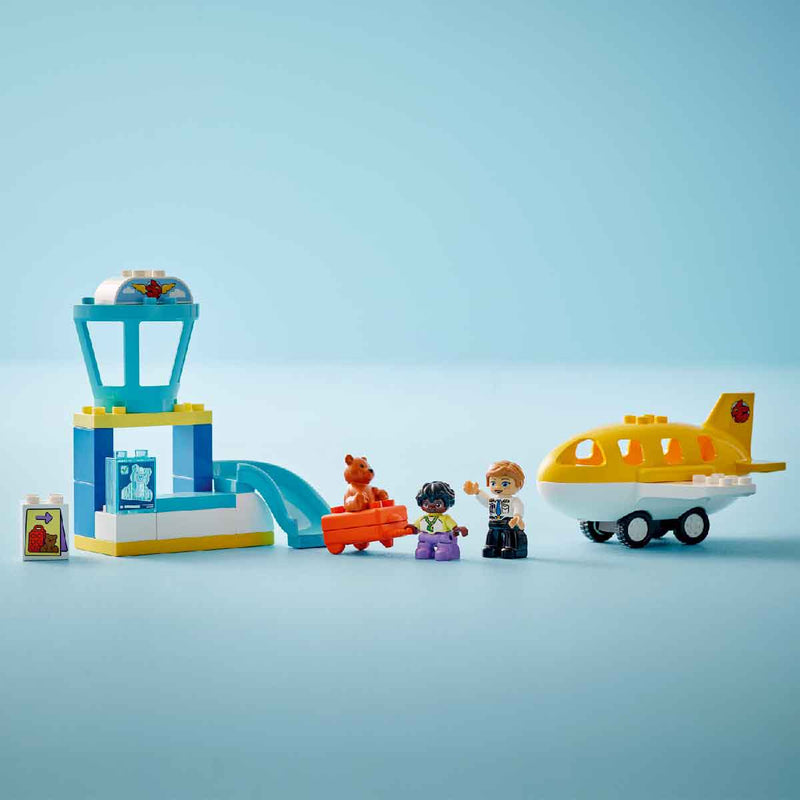 Đồ Chơi Lắp Ráp Sân Bay Đầu Tiên Của Bé LEGO DUPLO 10443 (23 chi tiết) - ảnh 4
